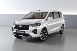 Toyota Rumion Color Café White Toyota Rumion Color Café White